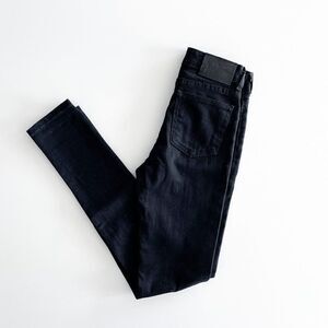 Naked & Famous Denim / Black power stretch / The Skinny 033011 / Size 25